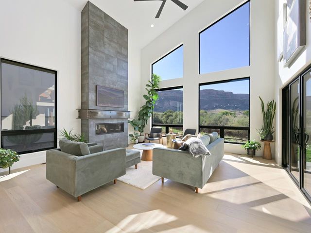 417 Granite Falls Way, Grand Junction, CO 81507