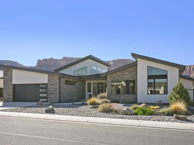 417 Granite Falls Way, Grand Junction, CO 81507