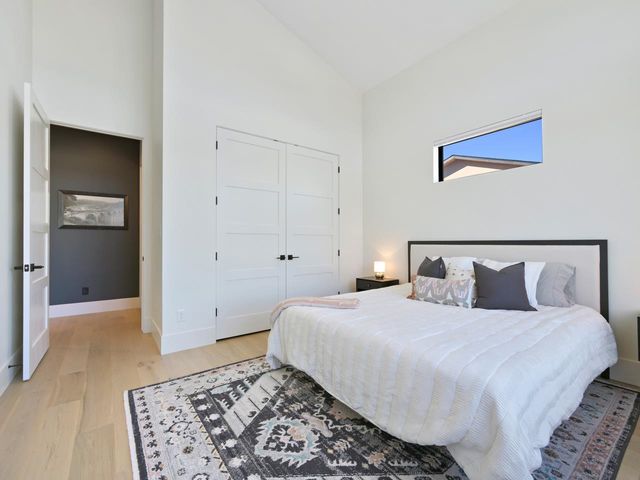 417 Granite Falls Way, Grand Junction, CO 81507