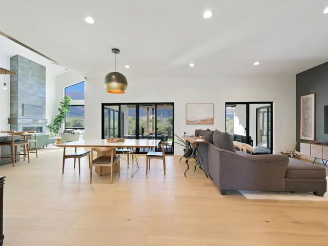 417 Granite Falls Way, Grand Junction, CO 81507