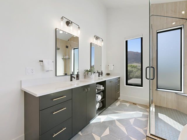 417 Granite Falls Way, Grand Junction, CO 81507