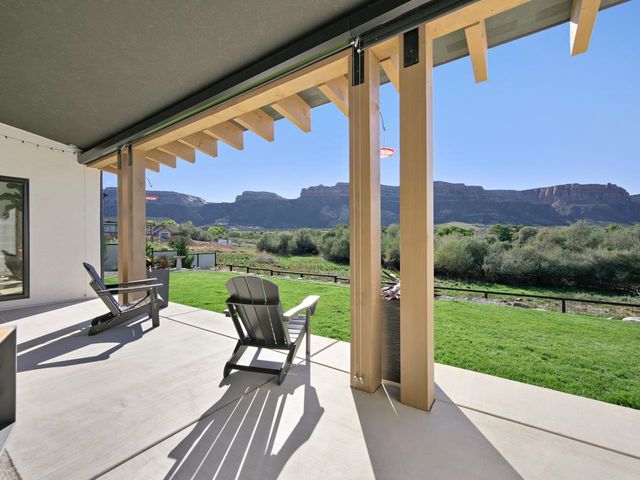 417 Granite Falls Way, Grand Junction, CO 81507