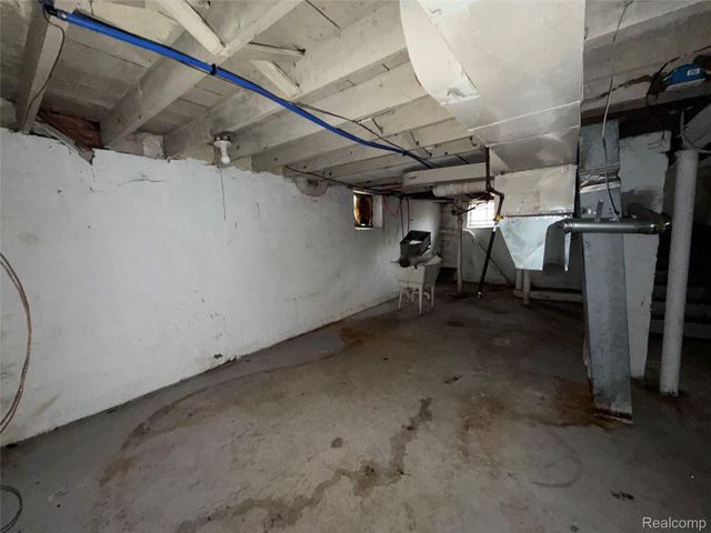 14901 Sorrento Street, Detroit, MI 48227
