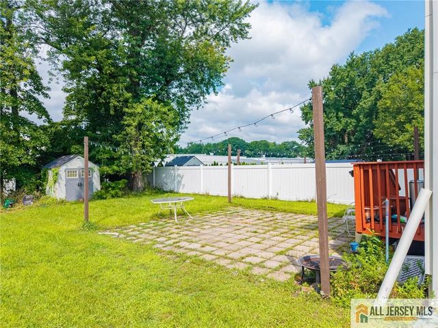 160 Teeple Place, South Plainfield, NJ 07080