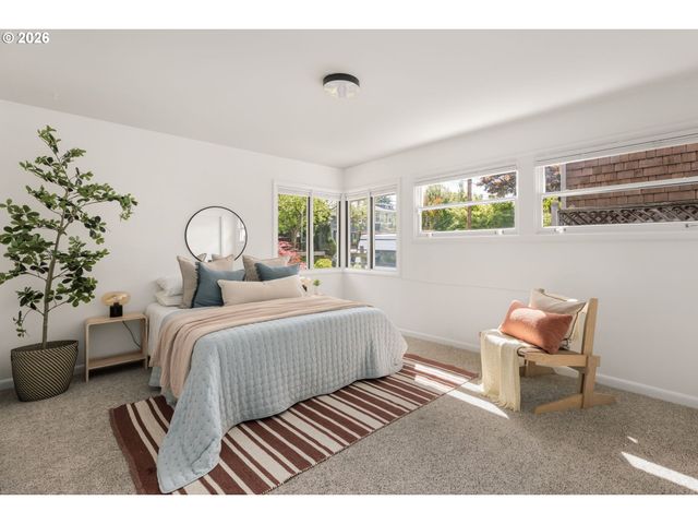 2109 Ne 27TH Ave, Portland, OR 97212