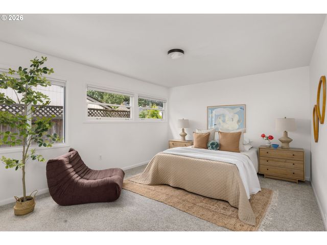 2109 Ne 27TH Ave, Portland, OR 97212