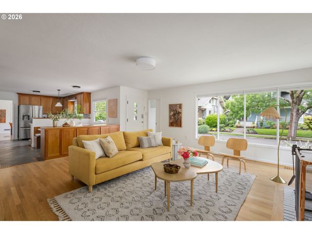 2109 Ne 27TH Ave, Portland, OR 97212