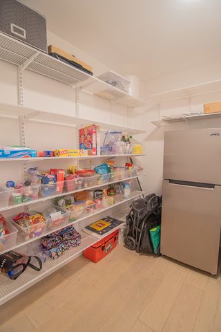 21 E HURON Street 2705, Chicago, IL 60611