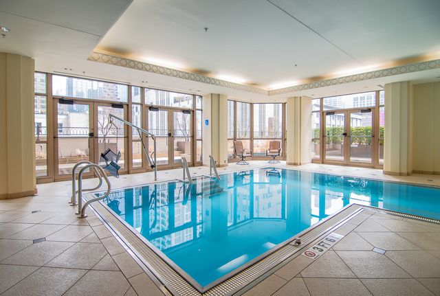 21 E HURON Street 2705, Chicago, IL 60611