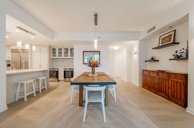 21 E HURON Street 2705, Chicago, IL 60611