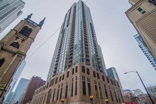 21 E HURON Street 2705, Chicago, IL 60611