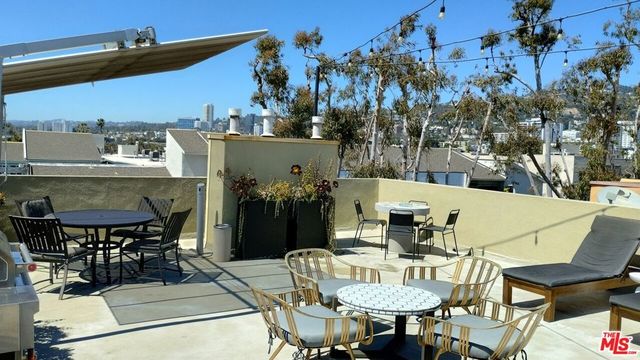 740 N Kings Road 224, Los Angeles, CA 90069