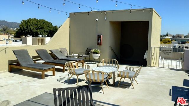 740 N Kings Road 224, Los Angeles, CA 90069