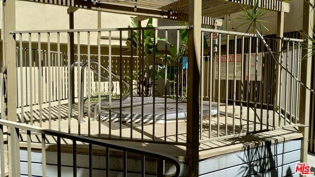 740 N Kings Road 224, Los Angeles, CA 90069