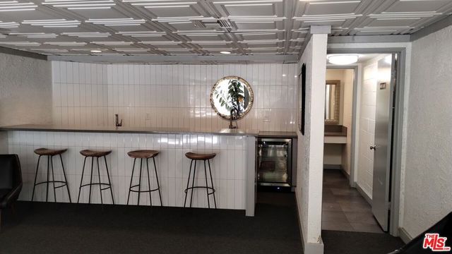 740 N Kings Road 224, Los Angeles, CA 90069