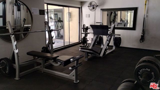 740 N Kings Road 224, Los Angeles, CA 90069
