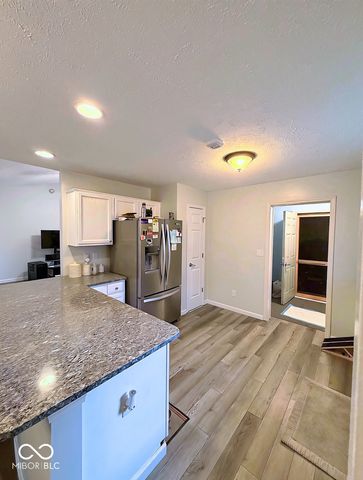 1 E Quail Wood Lane, Westfield, IN 46074