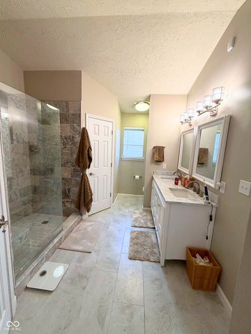 1 E Quail Wood Lane, Westfield, IN 46074