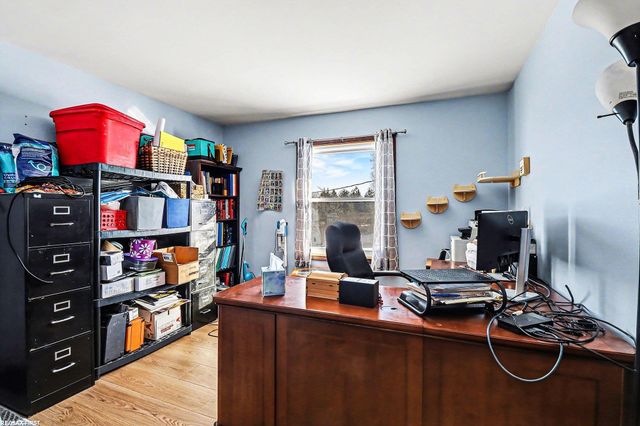 656 Wadhams Road, Kimball Twp, MI 48074