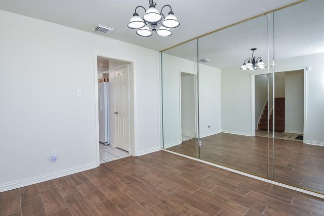 4026 Almond Lake Drive, Houston, TX 77047