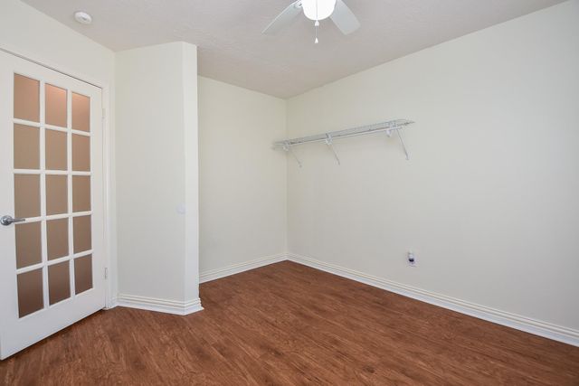 4026 Almond Lake Drive, Houston, TX 77047