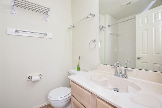 4026 Almond Lake Drive, Houston, TX 77047