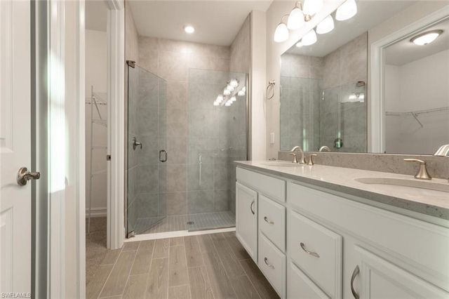 1066 ENBROOK LOOP, Naples, FL 34114