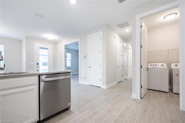 1066 ENBROOK LOOP, Naples, FL 34114