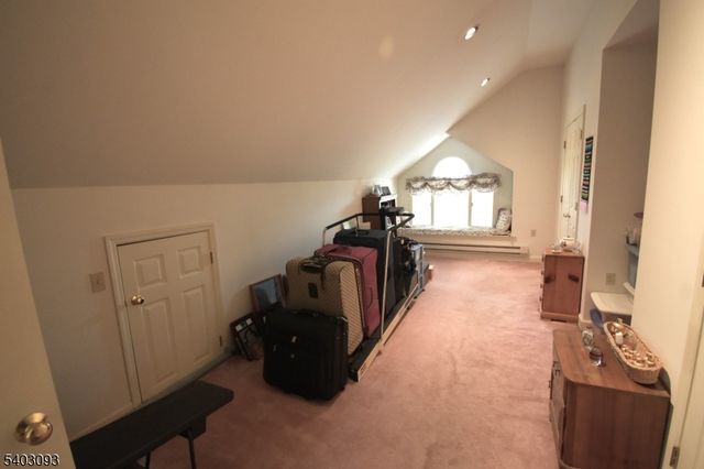 2215 Apple, Pennsylvania, PA 18051