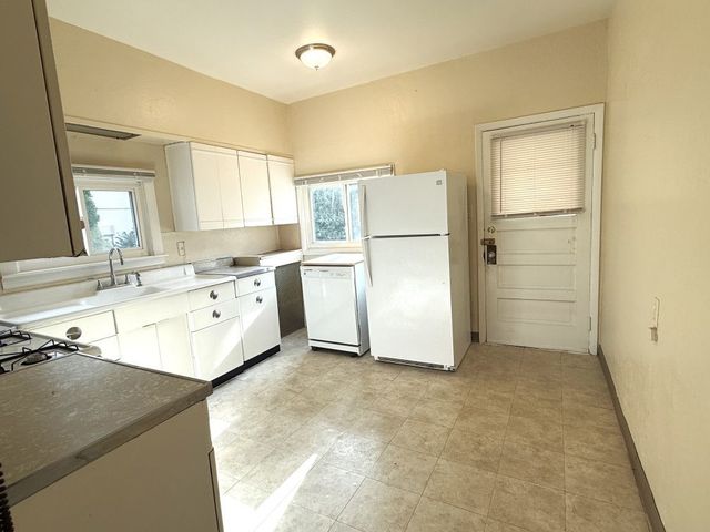 544 S Arlington Avenue 1, Elmhurst, IL 60126