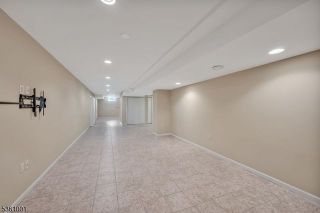 27 Rue Chagall, Franklin Twp., NJ 08873