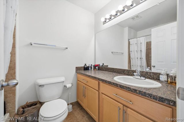 25938 Maritime Circle, Harrison Twp, MI 48045