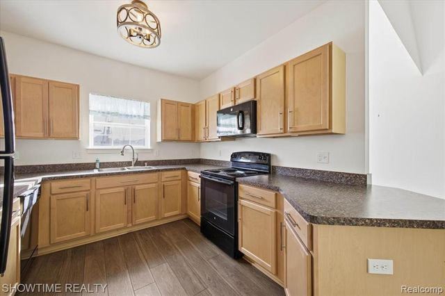 25938 Maritime Circle, Harrison Twp, MI 48045