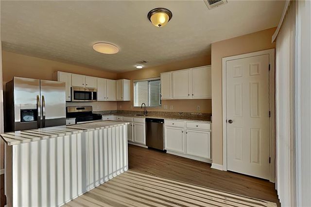 108 Silver Bow Lane, Dallas, GA 30157
