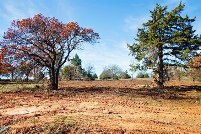 7335 Old Oak Trail, Guthrie, OK 73044