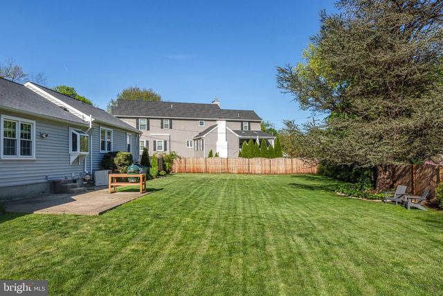 117 HILLSIDE RD, Wayne, PA 19087