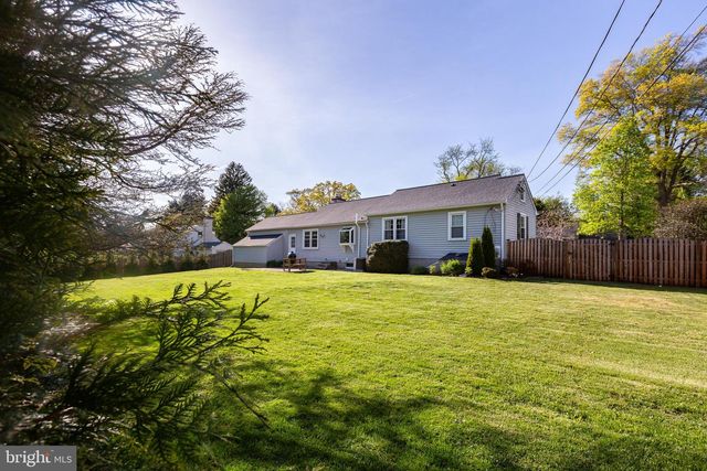 117 HILLSIDE RD, Wayne, PA 19087