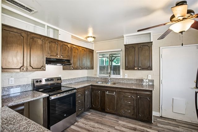 4212 Baxter Place, Las Vegas, NV 89107