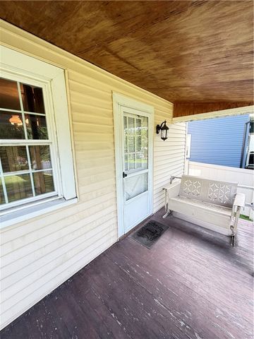 312 E Georgia Ave, Connellsville, PA 15425