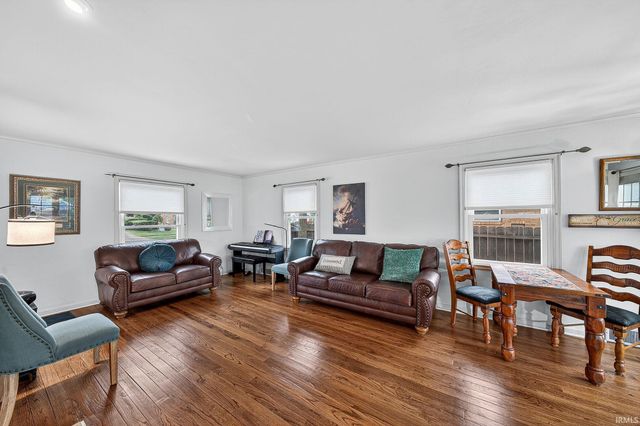 1519 Mckinley Avenue, South Bend, IN 46617