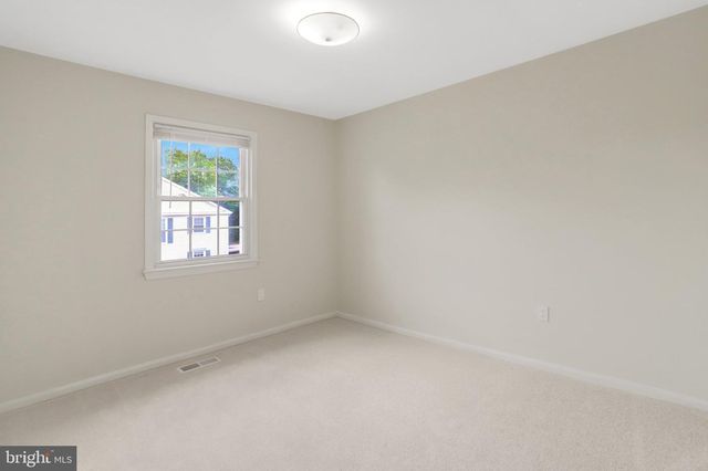 8008 CARBONDALE WAY, Springfield, VA 22153