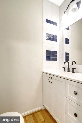 8008 CARBONDALE WAY, Springfield, VA 22153