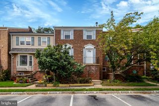 8008 CARBONDALE WAY, Springfield, VA 22153