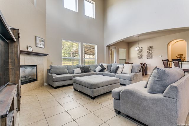 24114 Stately Oaks, San Antonio, TX 78260