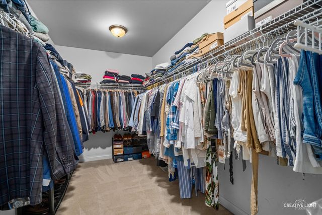 25216 Round Barn Road, Plainfield, IL 60585