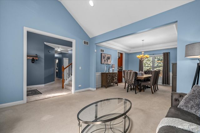 25216 Round Barn Road, Plainfield, IL 60585