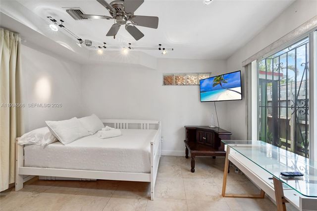 2834 SW 33rd Ave, Miami, FL 33133