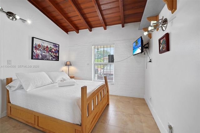 2834 SW 33rd Ave, Miami, FL 33133