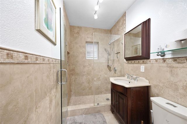 2834 SW 33rd Ave, Miami, FL 33133