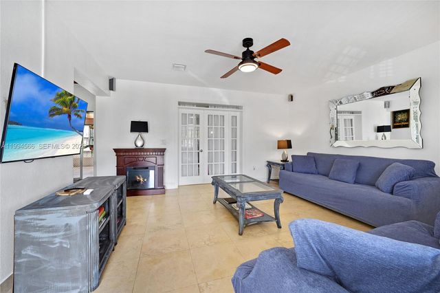 2834 SW 33rd Ave, Miami, FL 33133